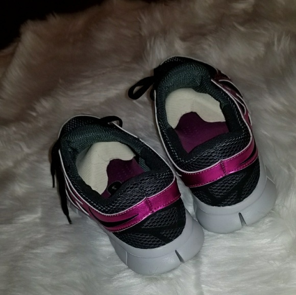 Nike Shoes - Nike Gym Shoes